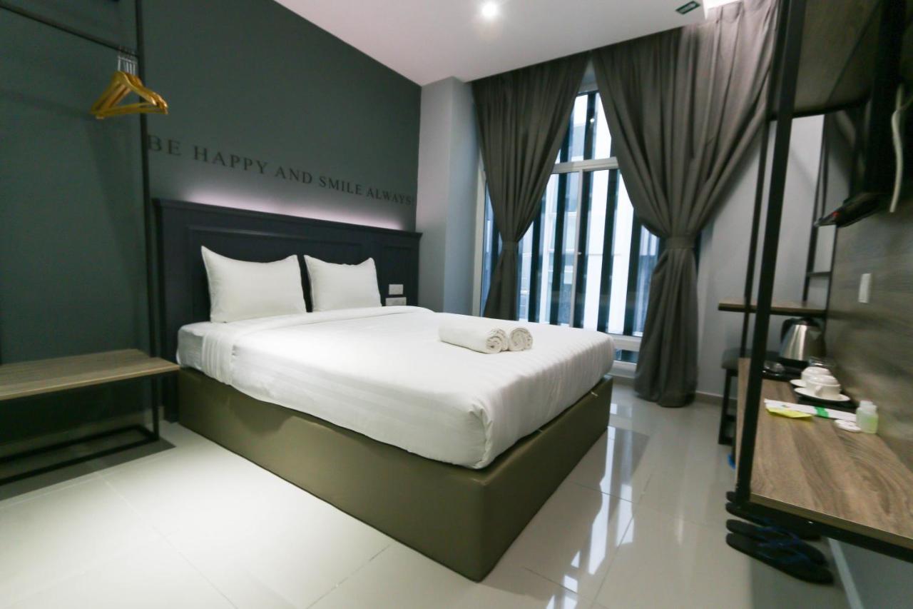 Hotel 99 Sri Petaling Kuala Lumpur Exterior photo
