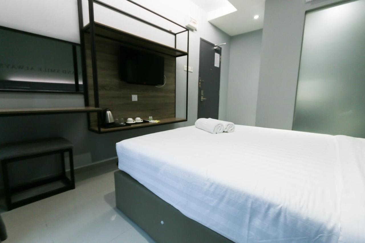 Hotel 99 Sri Petaling Kuala Lumpur Exterior photo